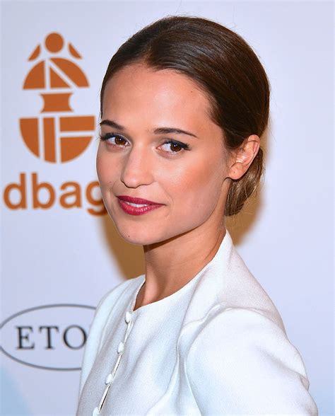 Alicia Vikander – Wikipedia